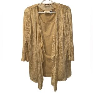 Women’s—Cali & York Beige/Gold Long Sleeve Cardigan & Blouse Set. Size X-Large.